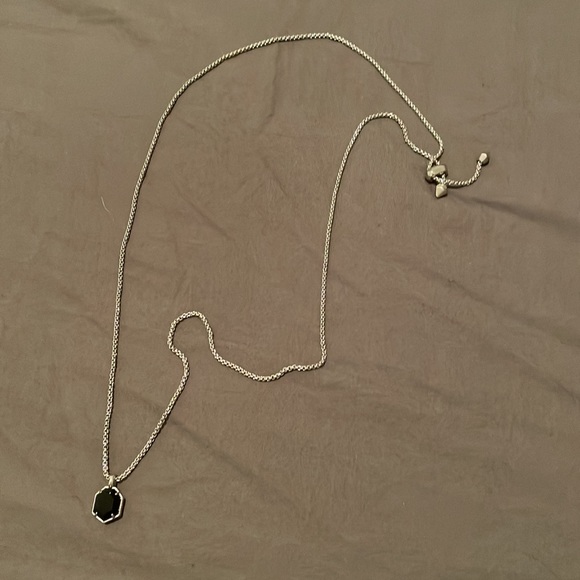 Kendra Scott black pendant necklace - Picture 2 of 2